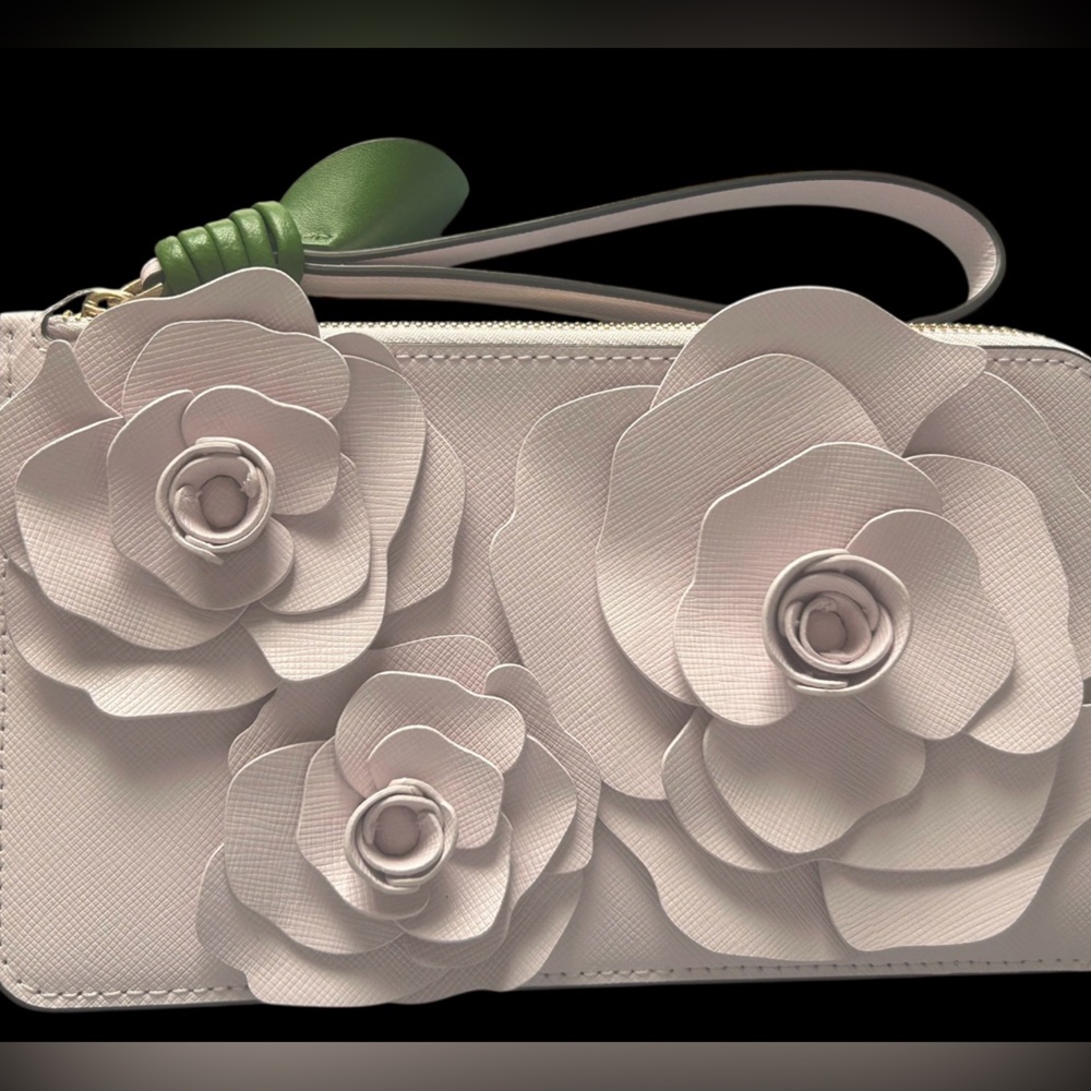 Kate Spade Flora L-zip Pale Amethyst Wristlet NWT - Picture 4 of 9